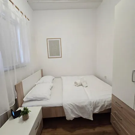 Apartments Roko Pridraga Exterior photo