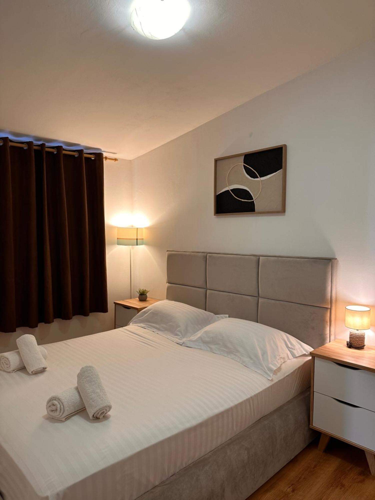Roko Apartment *